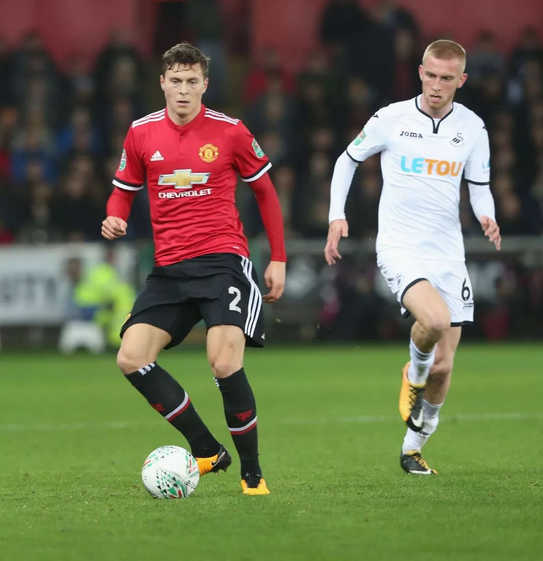 私生活的低 私生活的低