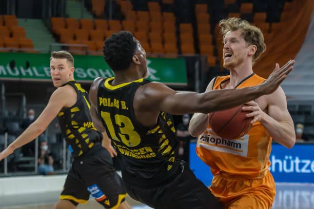 在欧洲足坛 在欧洲足坛